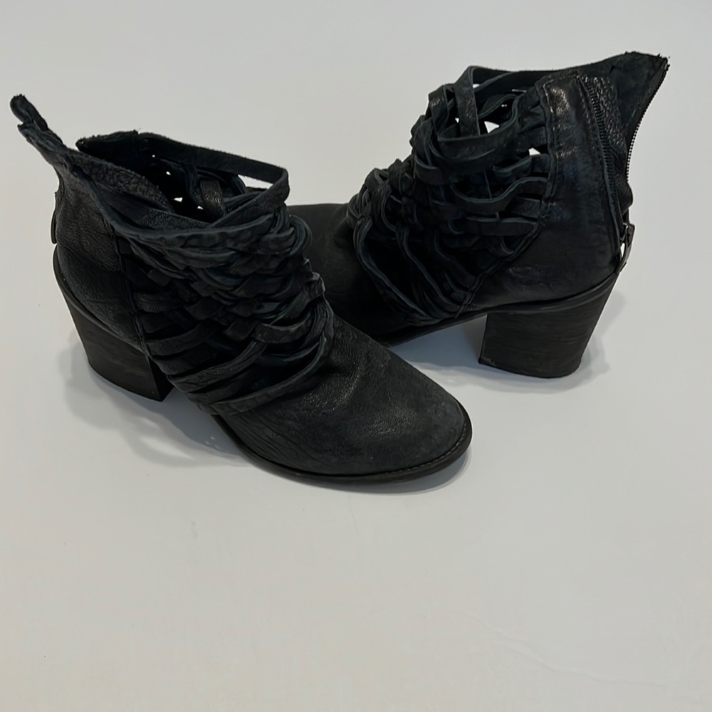 Free people boot size 6.5
